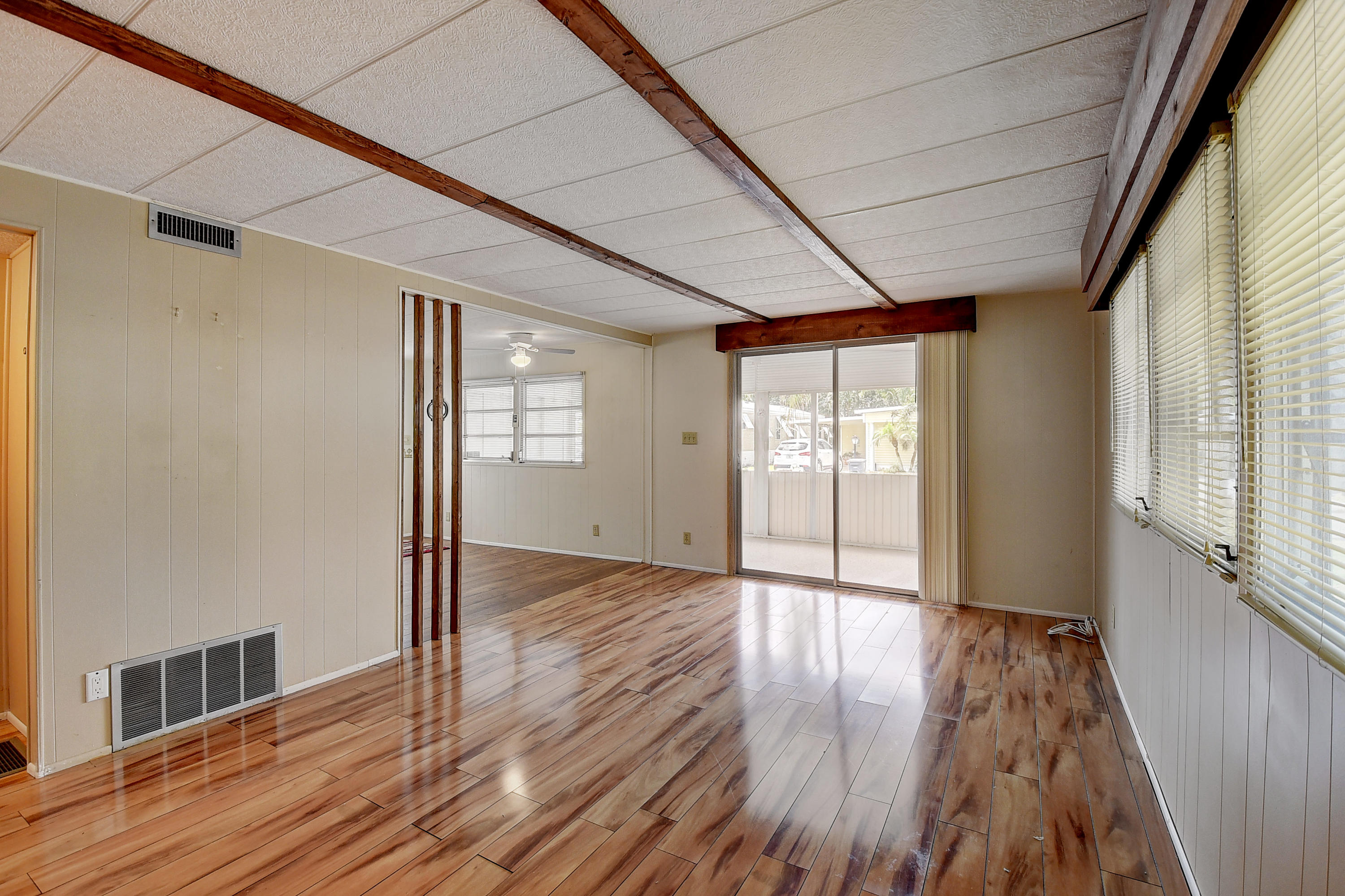 8129 South Street Boca Raton, FL 33433 - Photo 12 of 28 Living Room