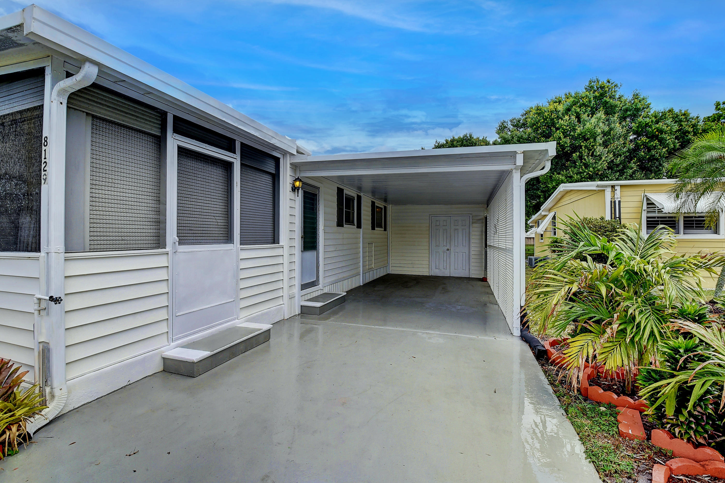 8129 South Street Boca Raton, FL 33433 - Photo 3 of 28 Front Entrance