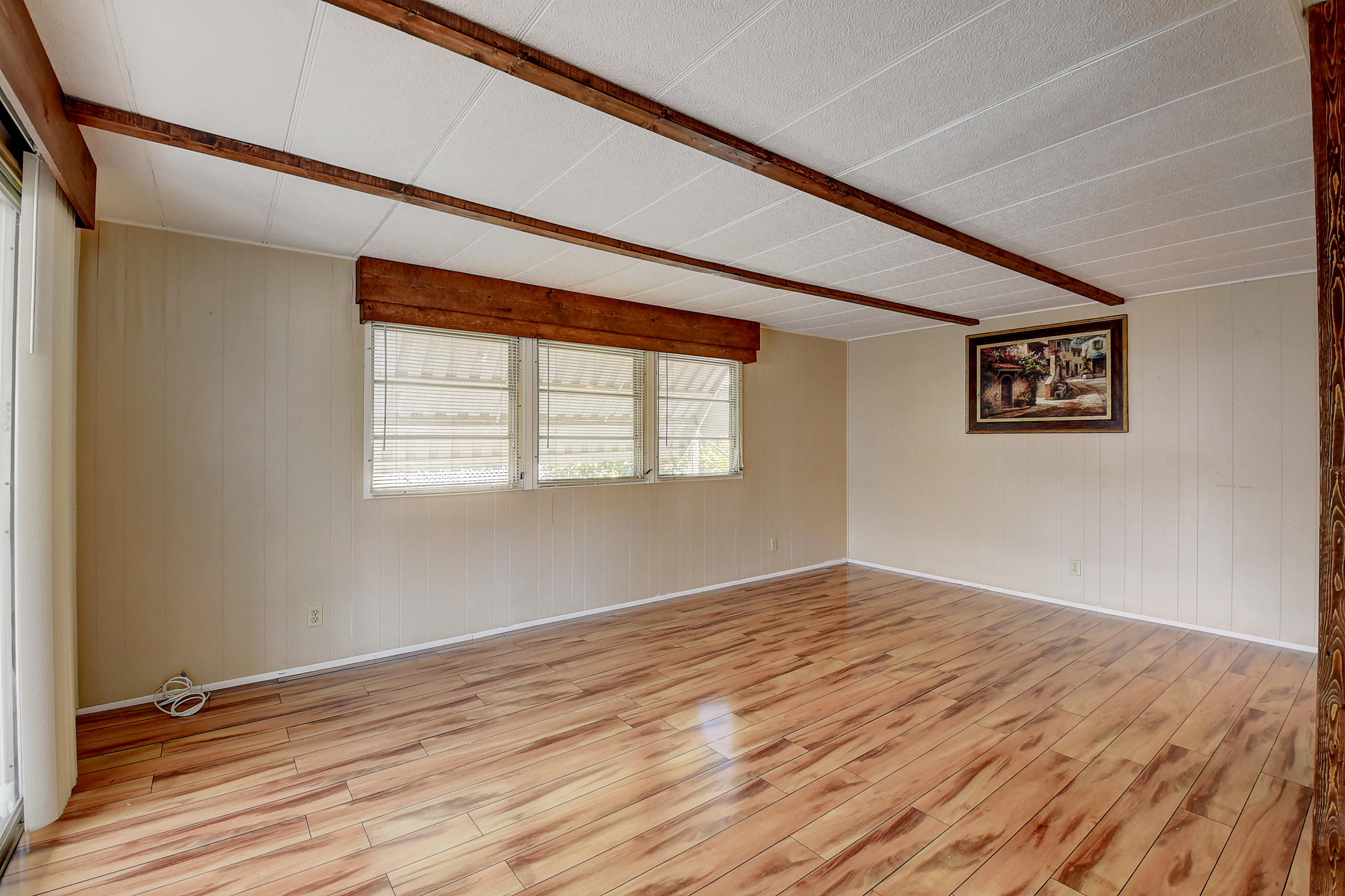 8129 South Street Boca Raton, FL 33433 - Photo 10 of 28 Living Room
