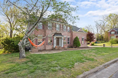 $572,500 | 6712 Cold Stream Drive, Nashville, TN 37221