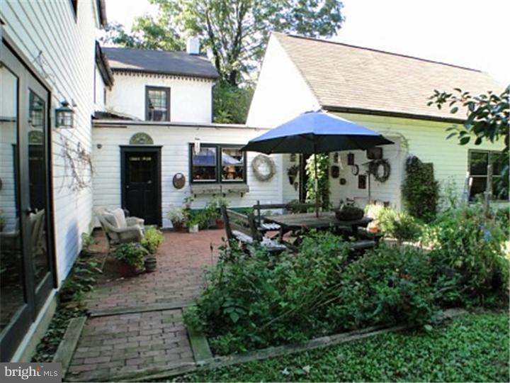 1039 Upper State Road Chalfont, PA 18914 - Photo 21 of 23 Patio