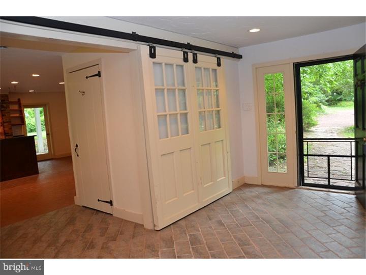 1039 Upper State Road Chalfont, PA 18914 - Photo 4 of 23 Foyer