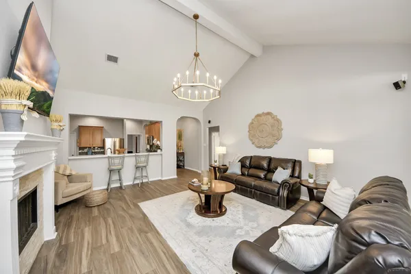 $2,800 | 7823 Hazy Brook Lane, Humble, TX 77396