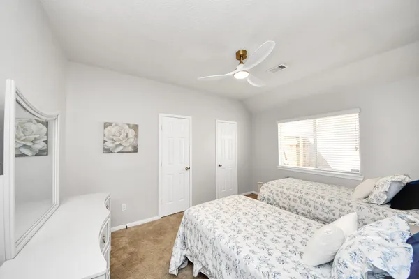 $2,800 | 7823 Hazy Brook Lane, Humble, TX 77396