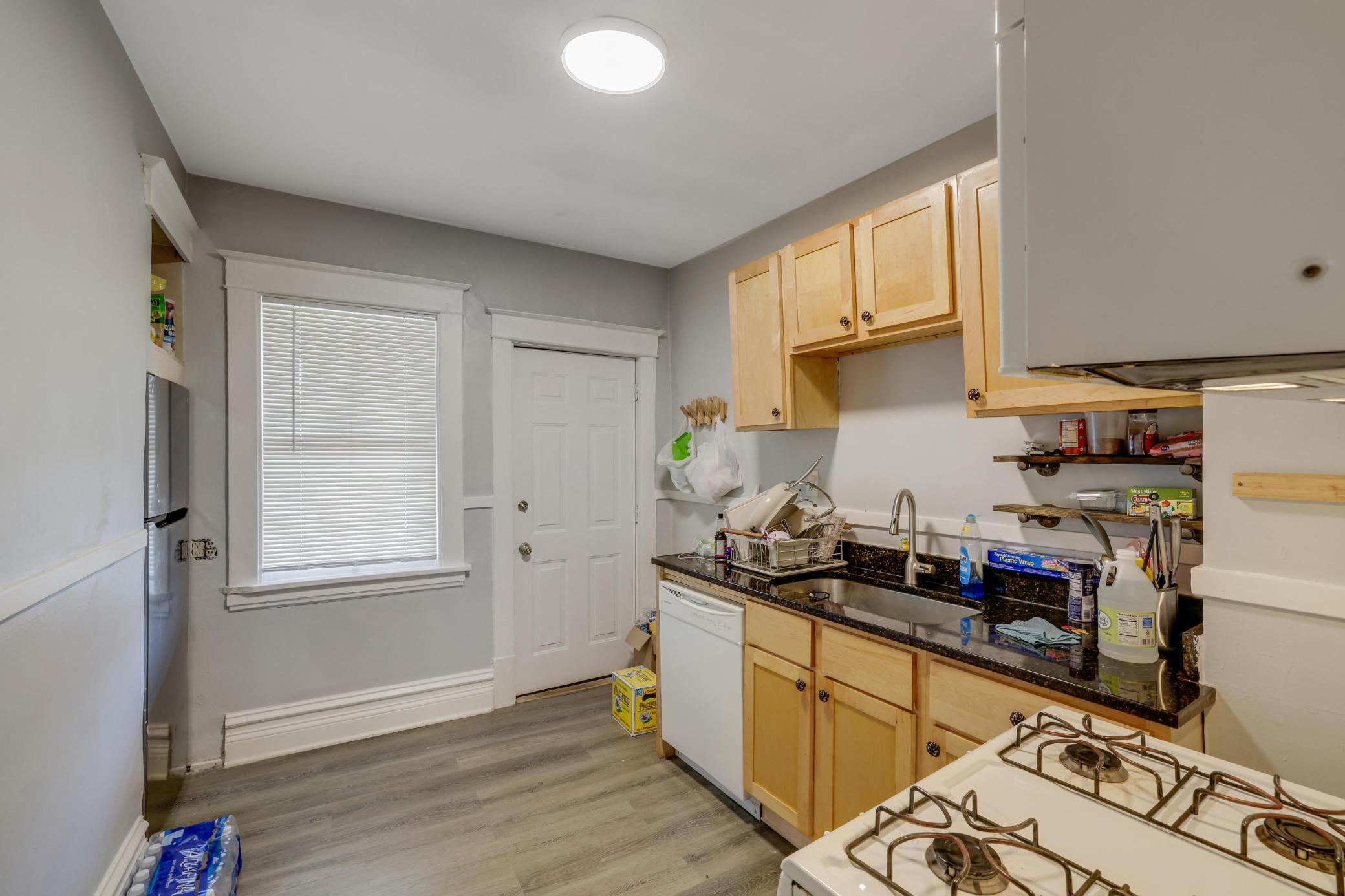 2821 Garfield Avenue Minneapolis, MN 55408 - Photo 12 of 26