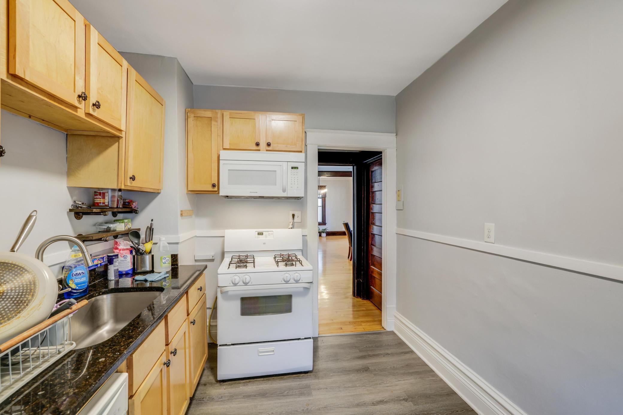 2821 Garfield Avenue Minneapolis, MN 55408 - Photo 13 of 26