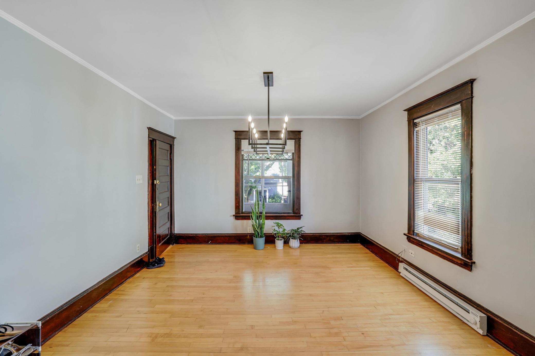 2821 Garfield Avenue Minneapolis, MN 55408 - Photo 8 of 26