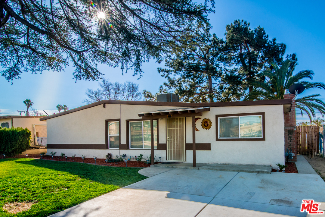 768 West Main Street Riverside, CA 92507 - Photo 2 of 39