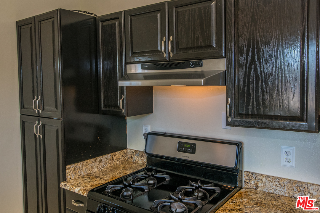 768 West Main Street Riverside, CA 92507 - Photo 20 of 39