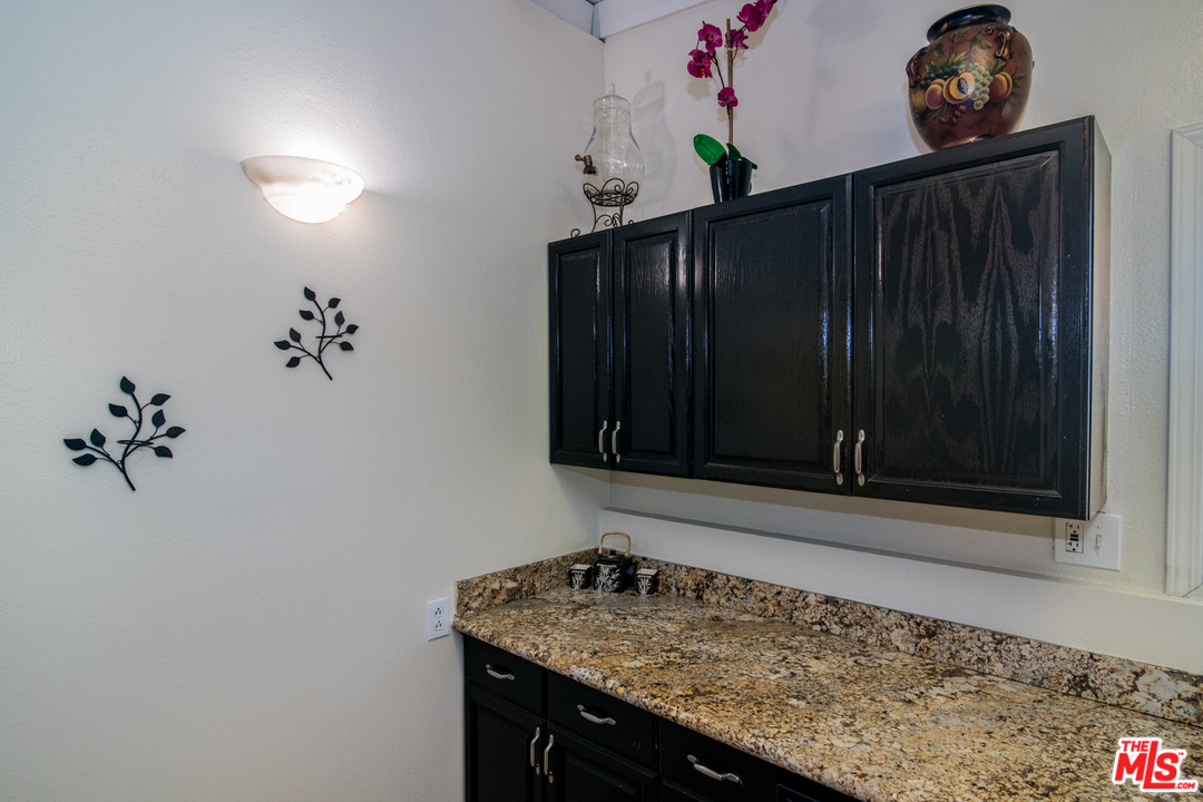 768 West Main Street Riverside, CA 92507 - Photo 21 of 39