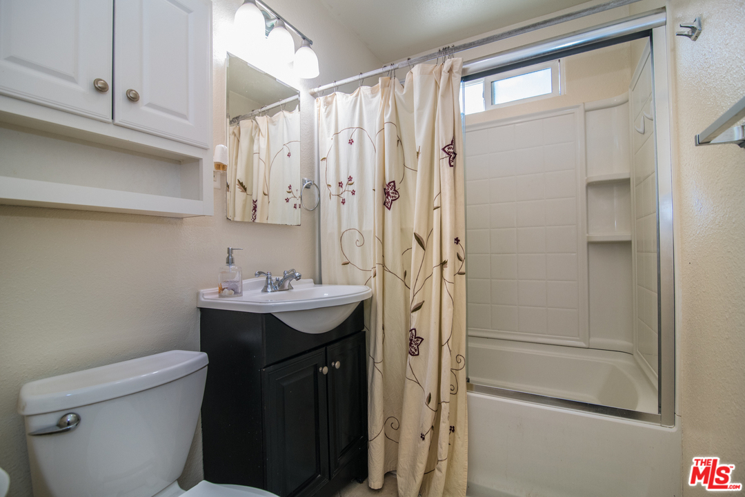 768 West Main Street Riverside, CA 92507 - Photo 26 of 39