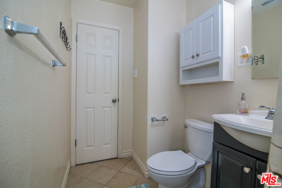 768 West Main Street Riverside, CA 92507 - Photo 27 of 39