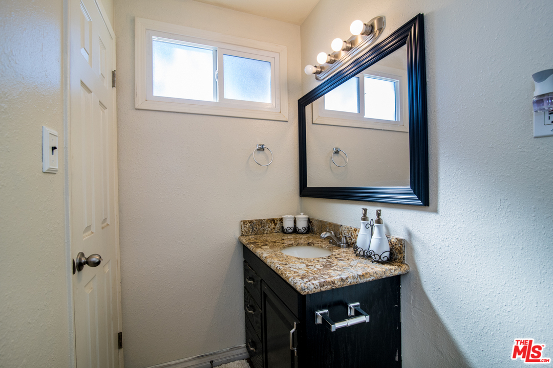 768 West Main Street Riverside, CA 92507 - Photo 32 of 39