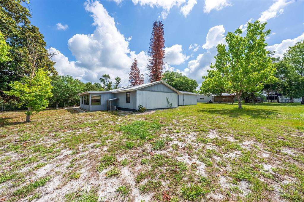 3480 Ondich Road Apopka, FL 32712 - Photo 4 of 32