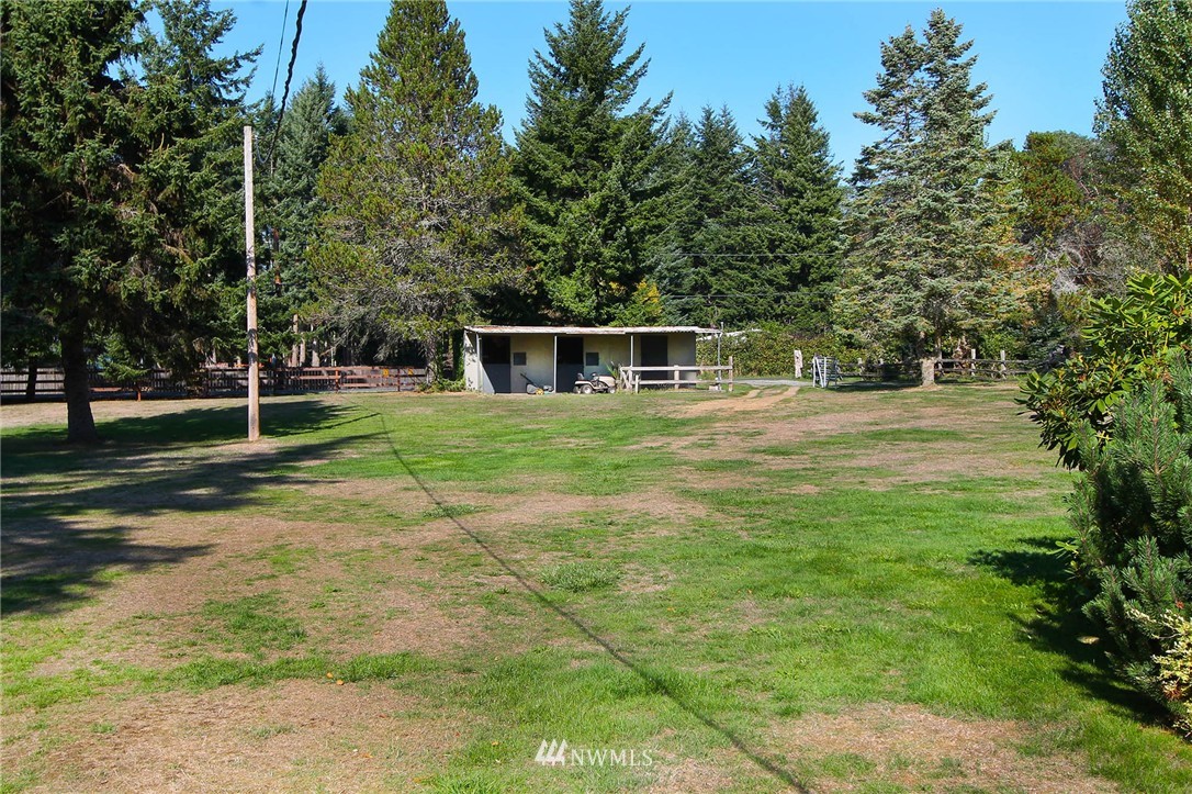 8813 Southwest Cemetery Road Vashon, WA 98070 - Photo 24 of 25 Gallery Image 24
