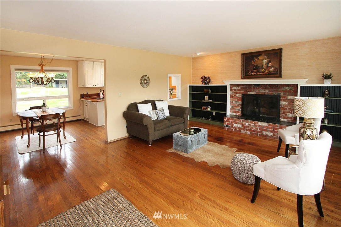 8813 Southwest Cemetery Road Vashon, WA 98070 - Photo 7 of 25 Gallery Image 7