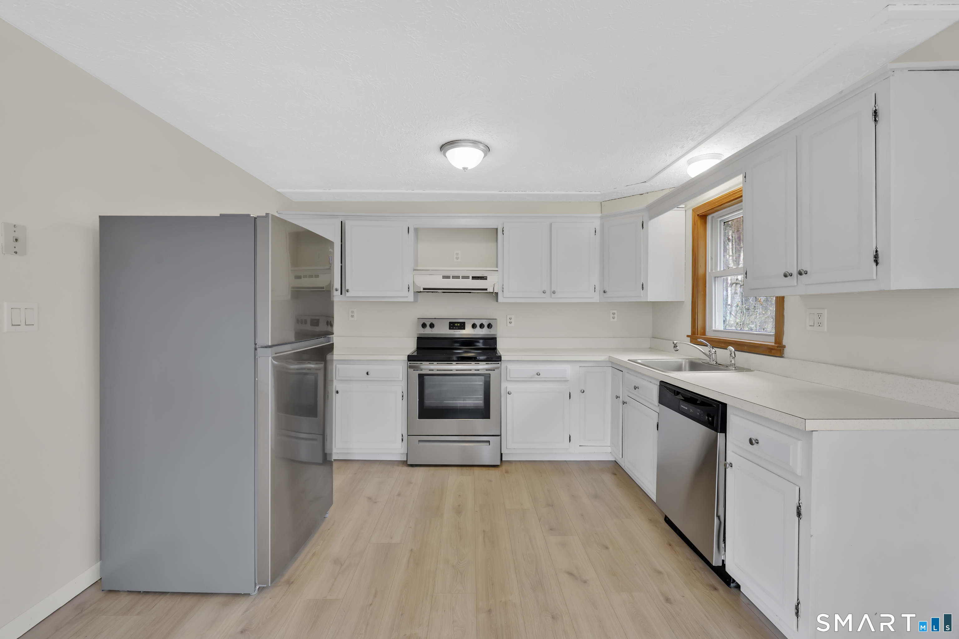 38 Schofield Road Willington, CT 06279 - Photo 6 of 36