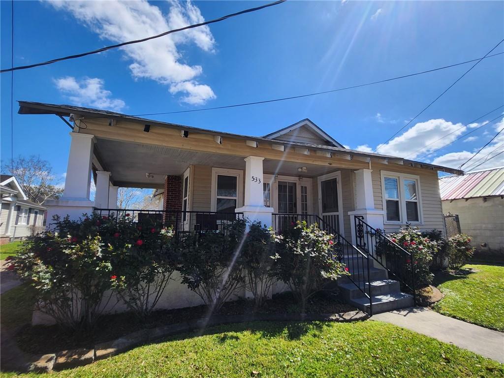533 Avenue A Marrero, LA 70072 - Photo 1 of 10