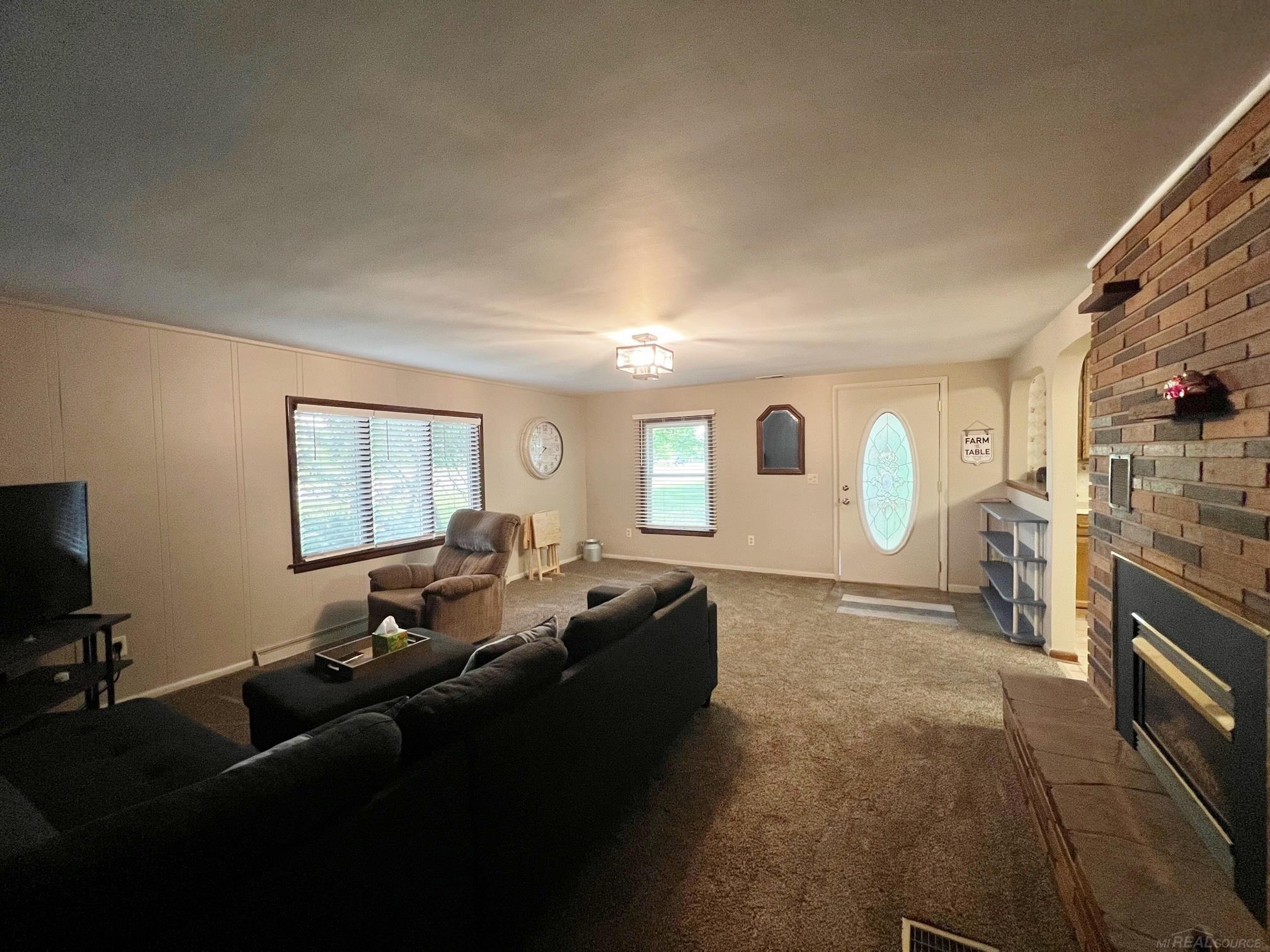 2249 Sanilac Road Sandusky, MI 48471 - Photo 4 of 23