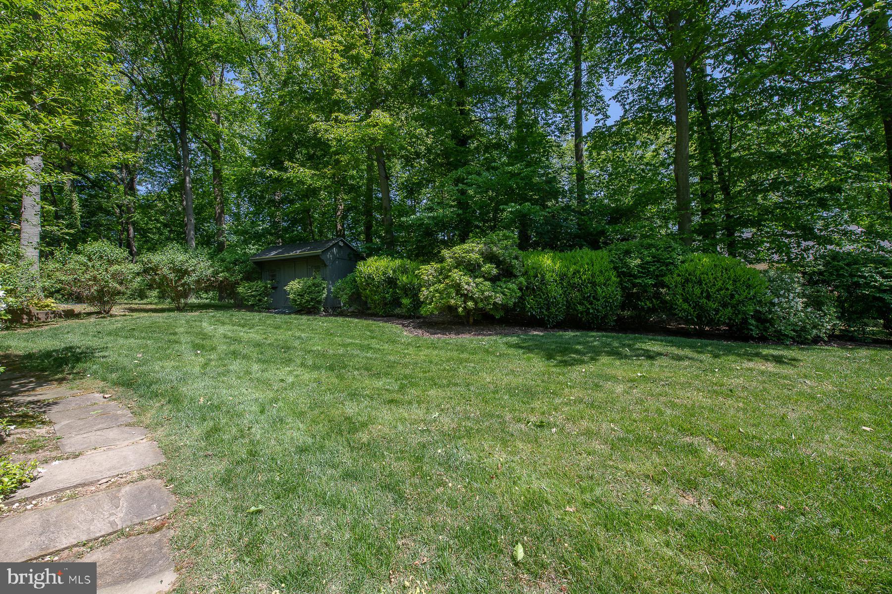 707 Woodcrest Circle Wayne, PA 19087 - Photo 29 of 34 Backyard with mature Landscaping