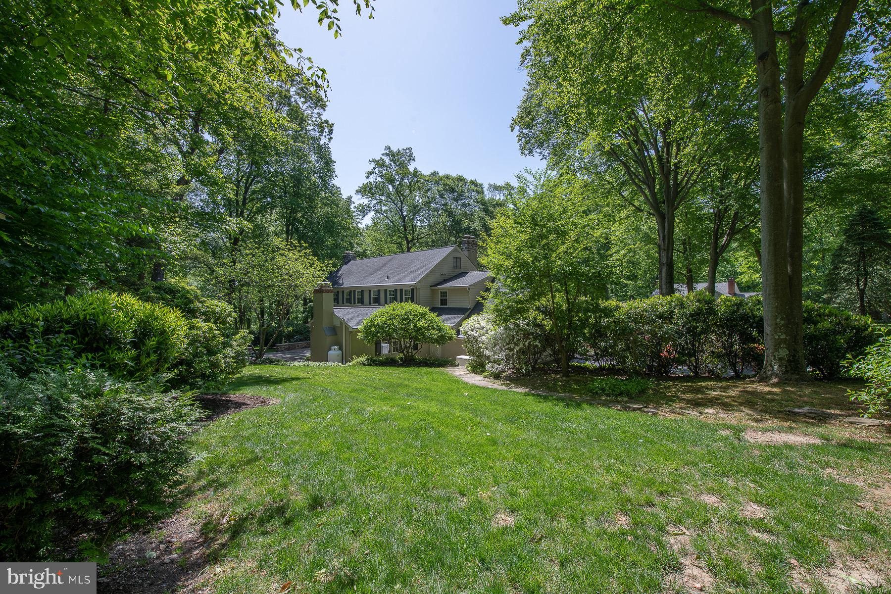707 Woodcrest Circle Wayne, PA 19087 - Photo 30 of 34 Backyard with mature Landscaping