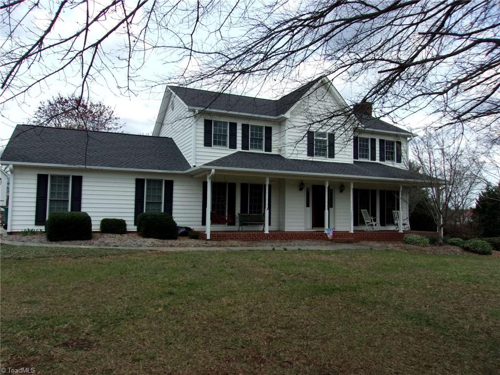2621 Celeste Road Walkertown, NC 27051 - Photo 1 of 37 Gallery Image 1