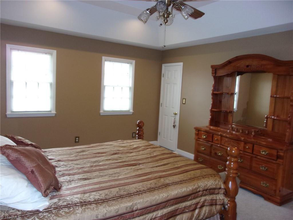 2621 Celeste Road Walkertown, NC 27051 - Photo 14 of 37 Gallery Image 14