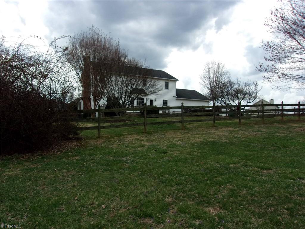 2621 Celeste Road Walkertown, NC 27051 - Photo 31 of 37 Gallery Image 31