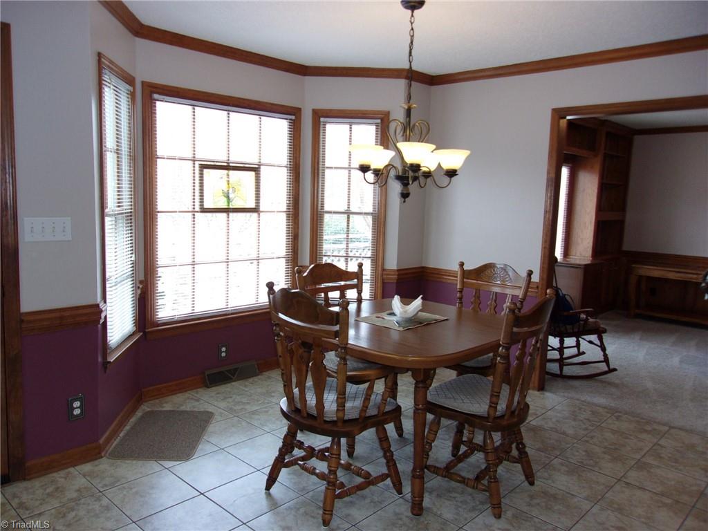 2621 Celeste Road Walkertown, NC 27051 - Photo 6 of 37 Gallery Image 6