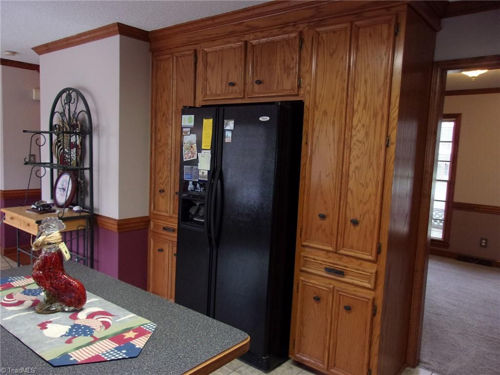 2621 Celeste Road Walkertown, NC 27051 - Photo 7 of 37 Gallery Image 7
