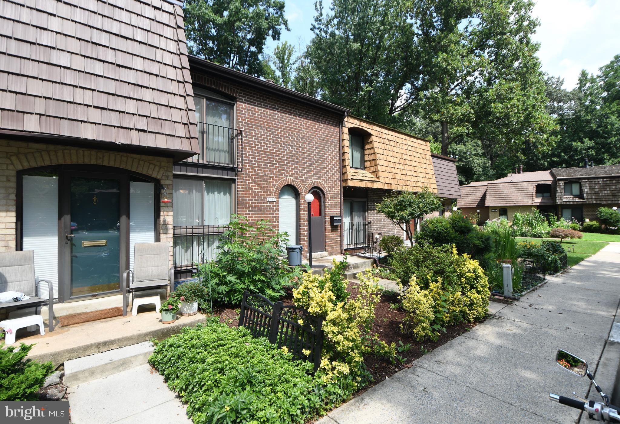 8147 Inverness Ridge Road Potomac, MD 20854 - Photo 2 of 60