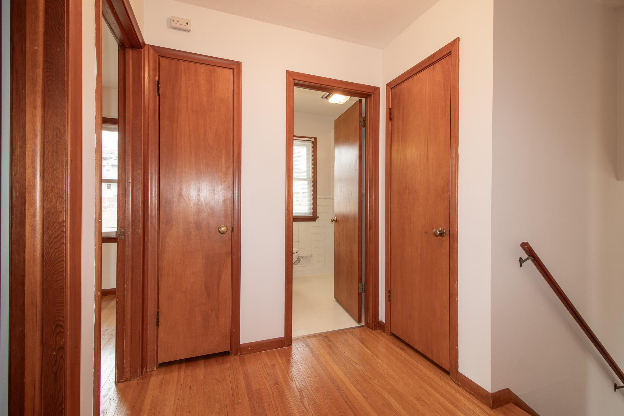 8918 York Road South Bloomington, MN 55431 - Photo 12 of 35 Gallery Image 12