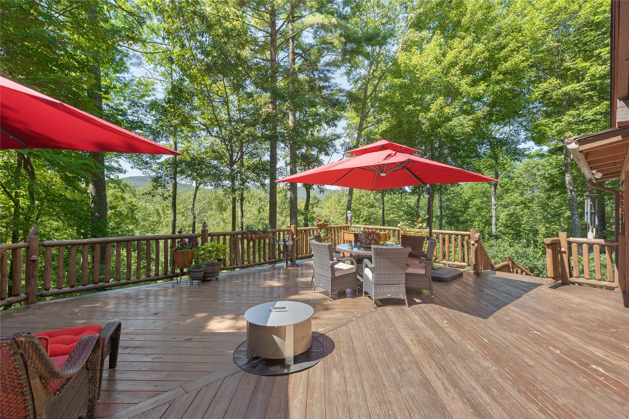 92 Rocky Ridge Road Sapphire, NC 28774 - Photo 31 of 98 Gallery Image 31
