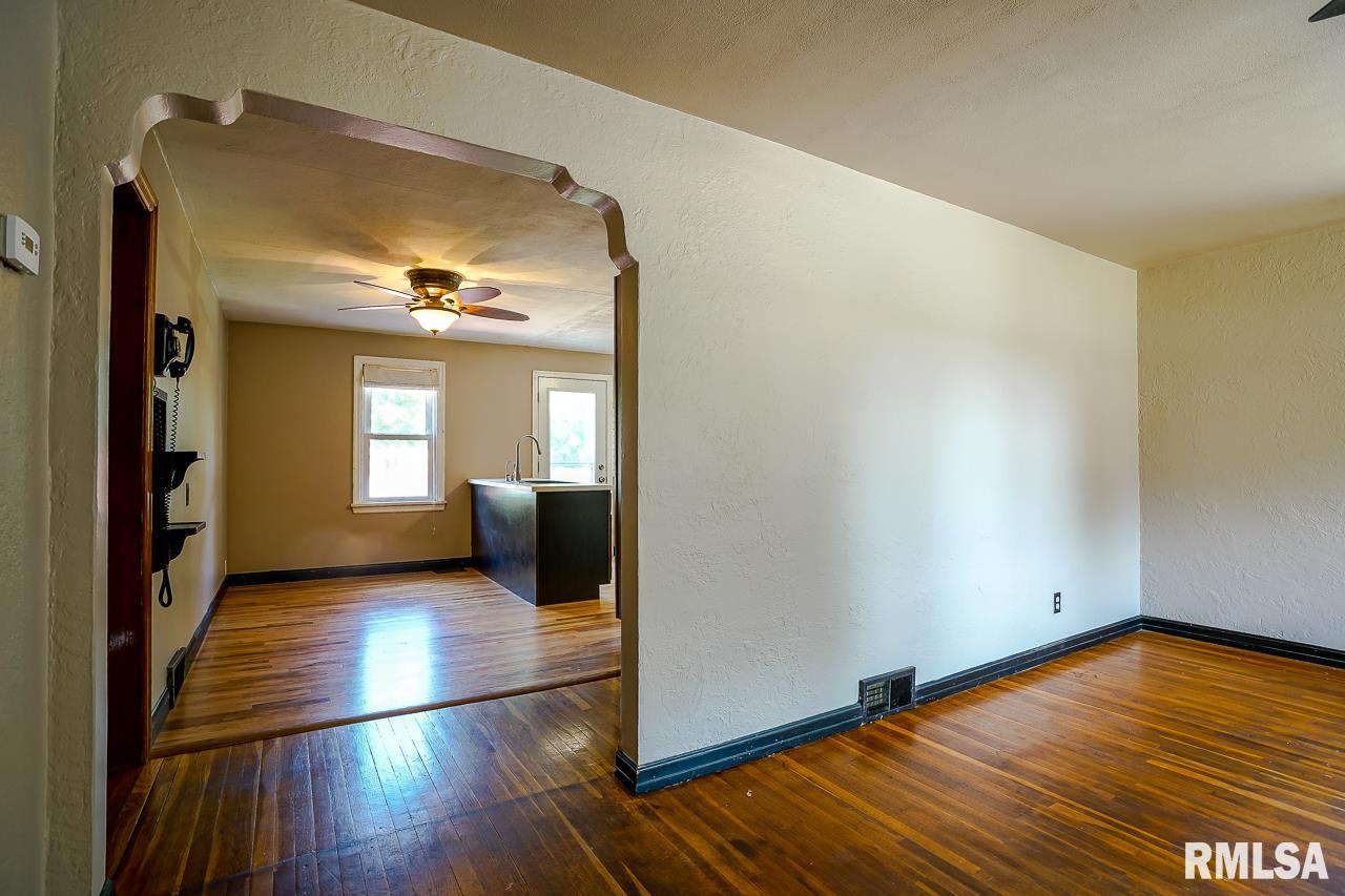 5315 West Cisna Road Bartonville, IL 61607 - Photo 30 of 36 Gallery Image 30