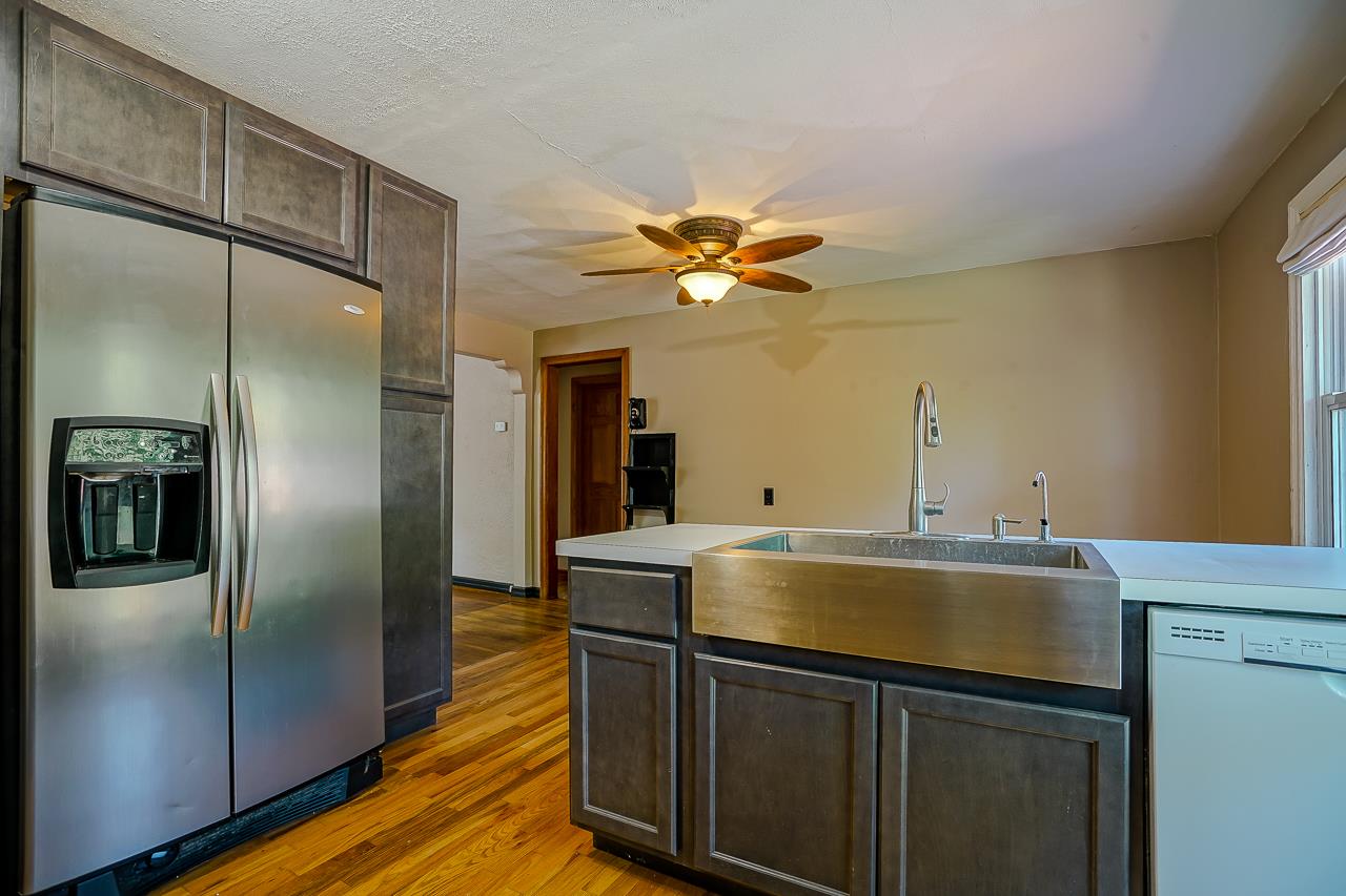 5315 West Cisna Road Bartonville, IL 61607 - Photo 7 of 36 Gallery Image 7