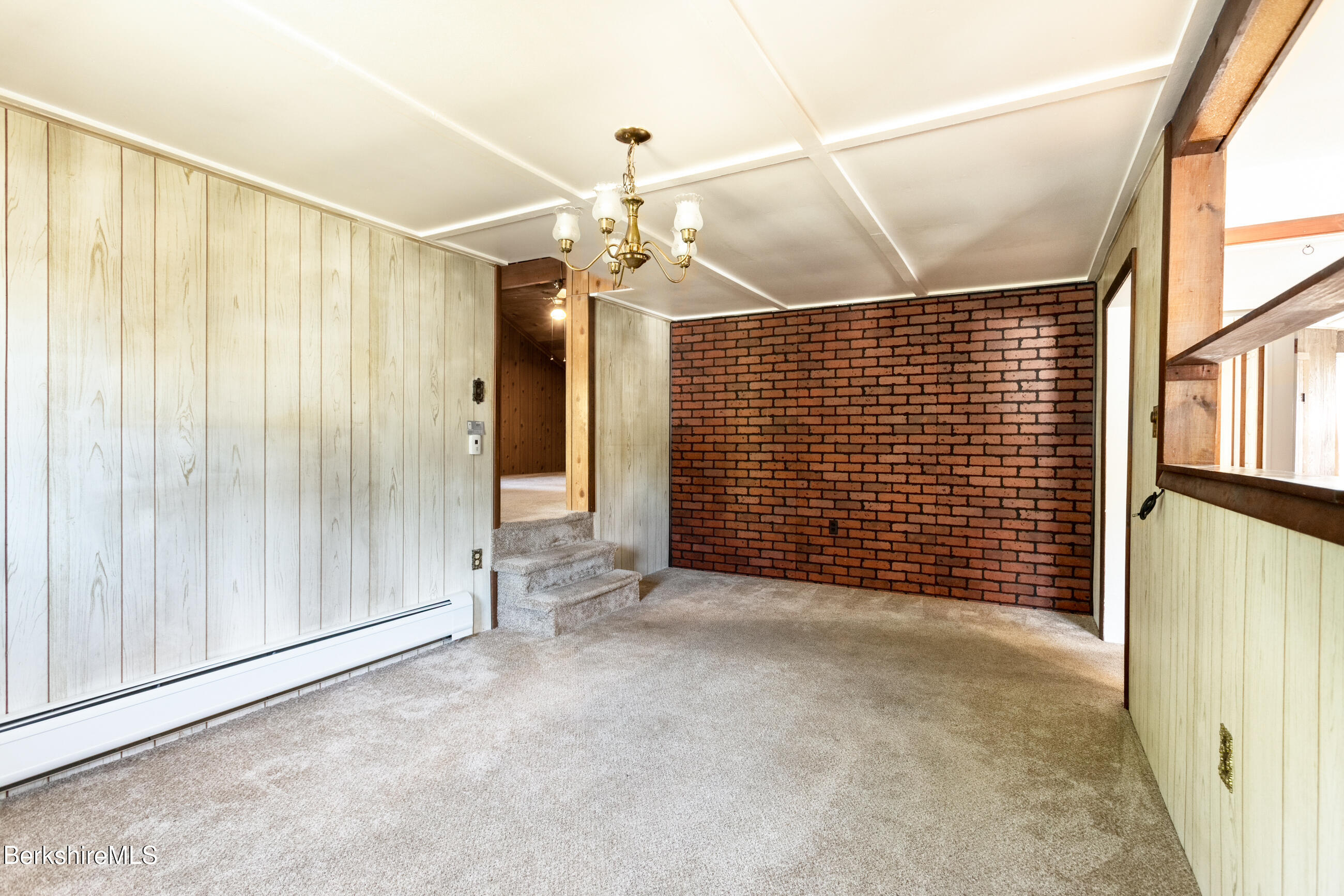 116 Brombach Street Pittsfield, MA 01201 - Photo 15 of 22 image-7