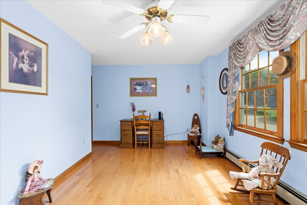 27 Crestview Drive Uxbridge, MA 01569 - Photo 19 of 39 a dining room with a window and furniture
