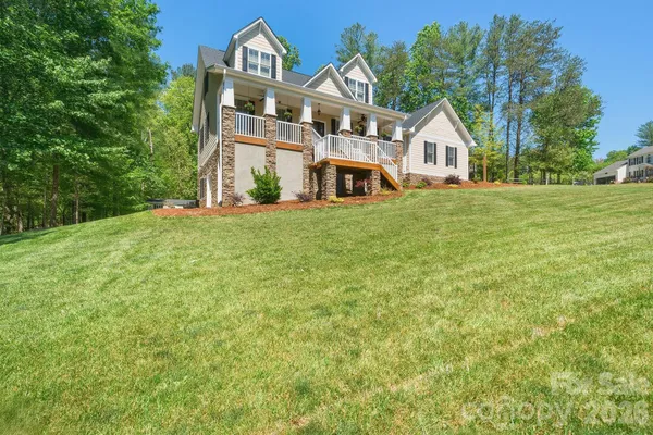 $599,900 | 321 Winding Creek Drive, Morganton, NC 28655