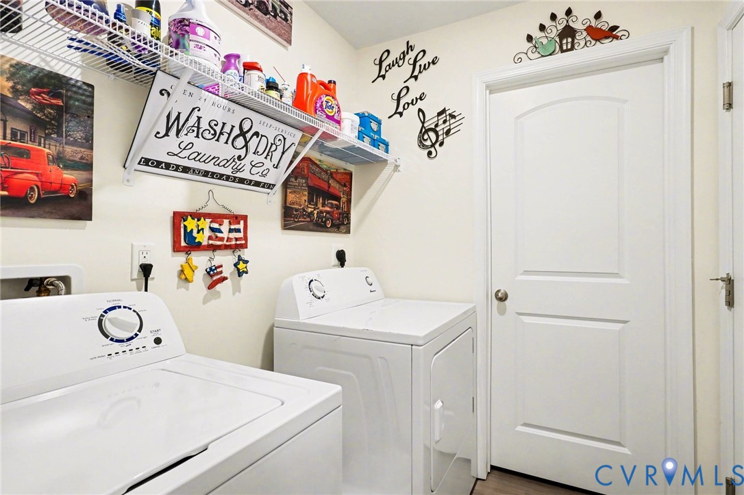 17075 Rollins Road Bowling Green, VA 22427 - Photo 19 of 23 a utility room with dryer and washer