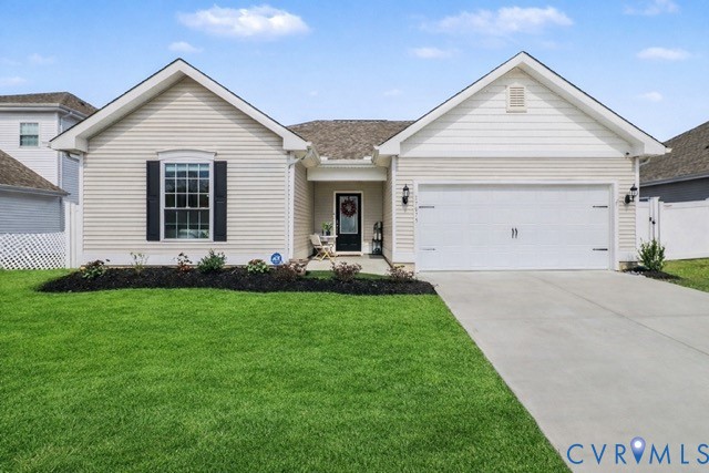 17075 Rollins Road Bowling Green, VA 22427 - Photo 2 of 16 a view of a backyard of the house