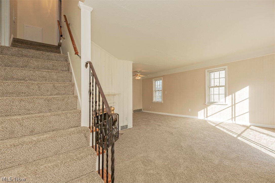 1460 Evanston Road Lyndhurst, OH 44124 - Photo 6 of 35