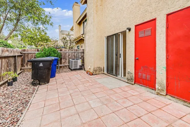 $3,895 | 1447 Manzana Way, San Diego, CA 92139