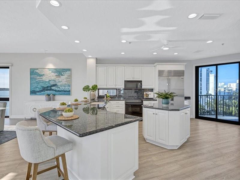 378 Golden Gate Point, Unit 6 Sarasota, FL 34236 - Photo 11 of 30