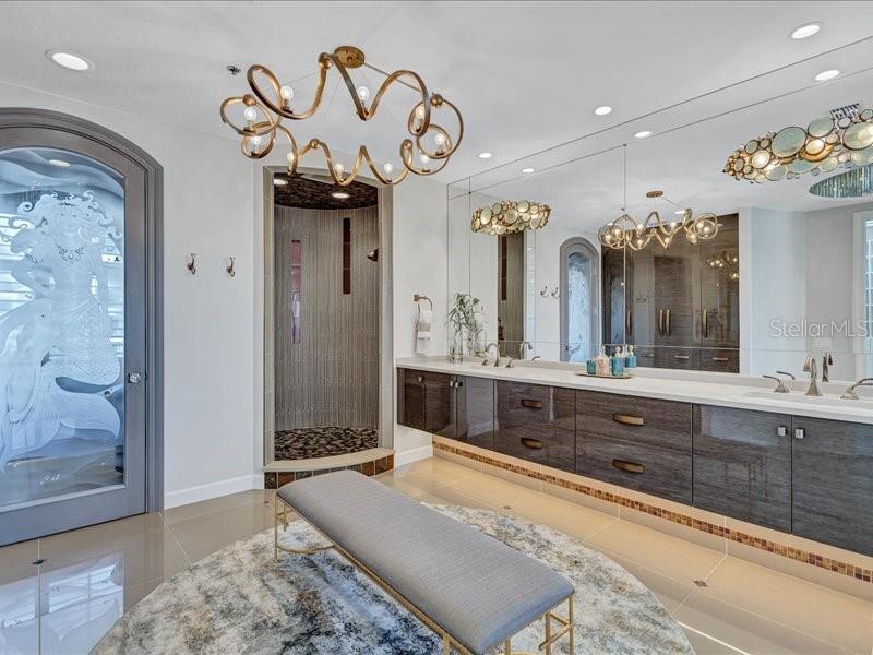 378 Golden Gate Point, Unit 6 Sarasota, FL 34236 - Photo 15 of 30