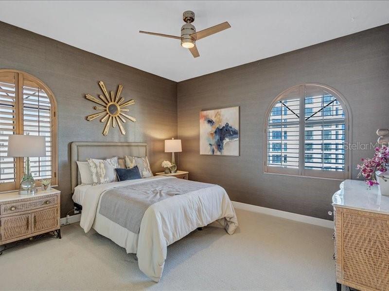 378 Golden Gate Point, Unit 6 Sarasota, FL 34236 - Photo 19 of 30