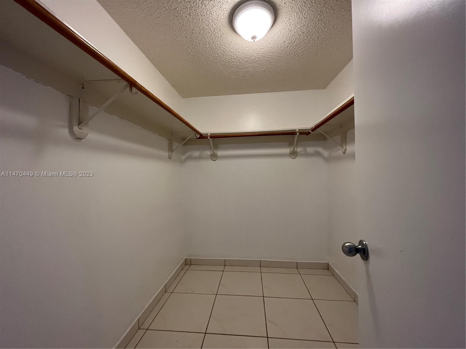 2988 Southwest 11th Street, Unit 2988 Miami, FL 33135 - Photo 10 of 22 a view of an empty room