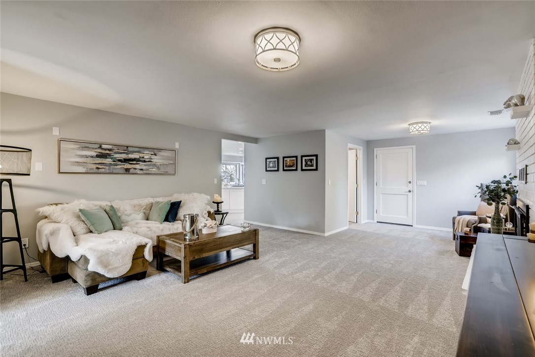 2824 Benson Road South Renton, WA 98055 - Photo 13 of 25
