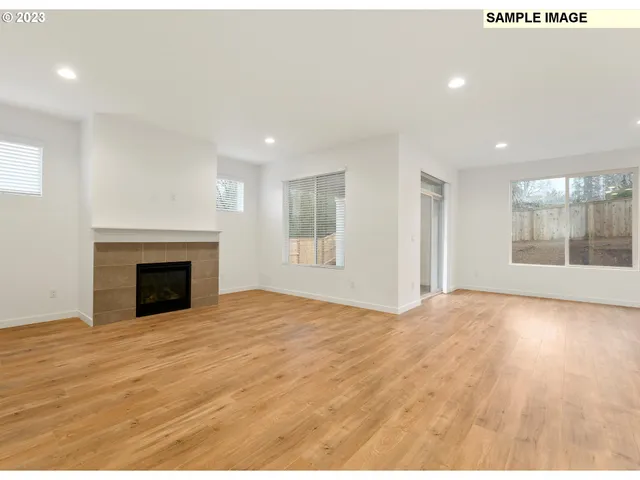 $776,660 | 11597 Southeast Majestic Fls Avenue, Unit LT 748, Happy Valley, OR 97086