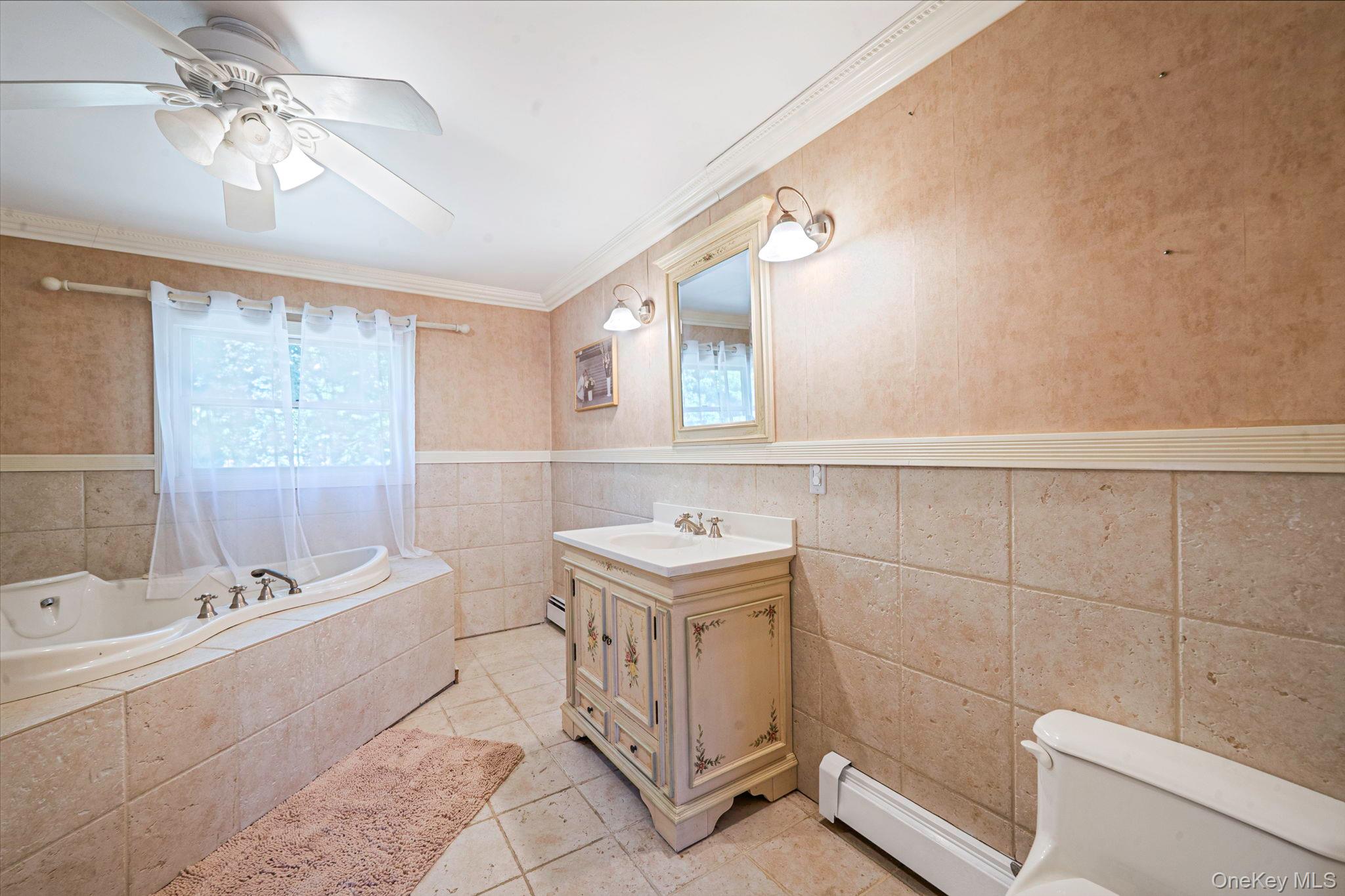 612 Blue Point Road Holtsville, NY 11742 - Photo 16 of 47