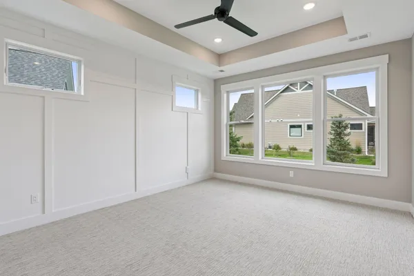 $869,900 | 11301 Latrobe Ln Lake North, Lake Elmo, MN 55042